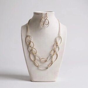 Two Layer Tri Tone Connected Oval Hoops Necklace Earring Set